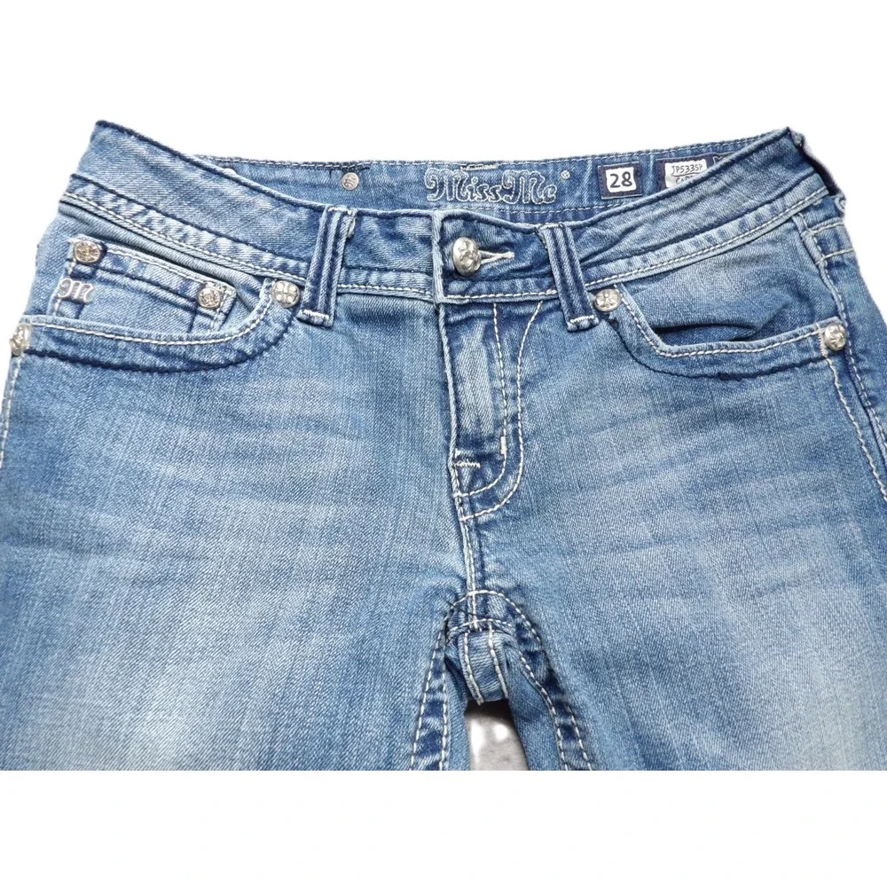 Miss Me Women Capri Jeans 28 Blue Denim Embellished Cross Flap Pocket Rhinestone